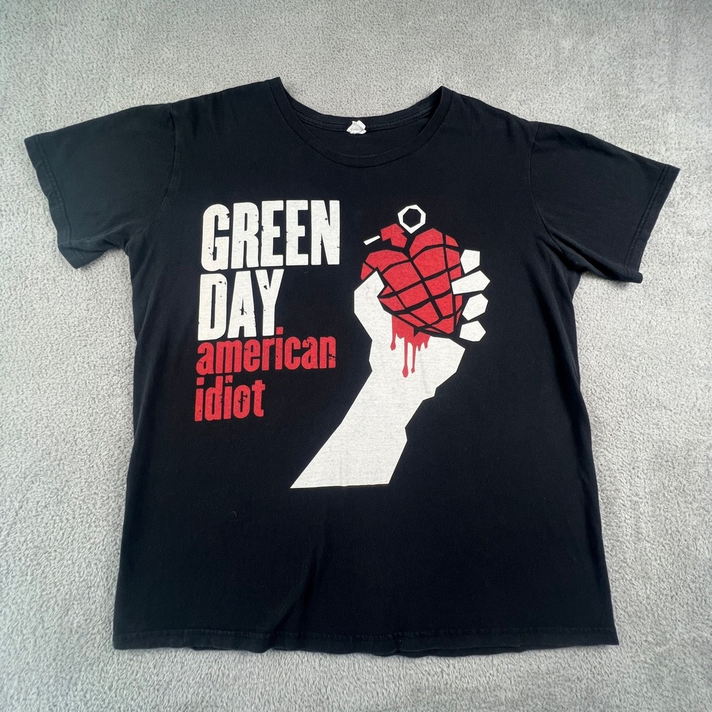 Green Day American Idiot Band T-Shirt Mens XL Black Bay Island Heart Grenade Tee